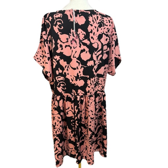New ASOS Urban Threads Oversized Button Front Dress Women’s Sz 10 Pink Abstract - Picture 10 of 10